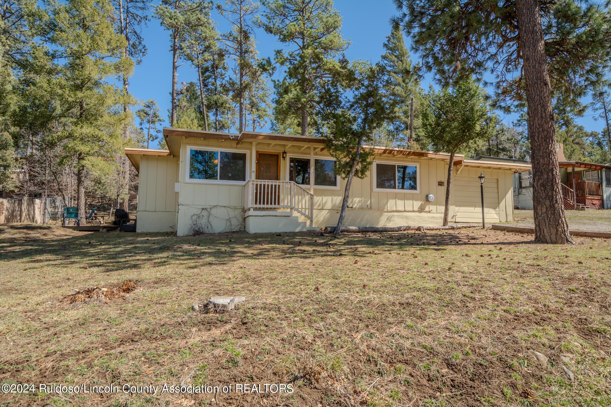 527 2nd, 130711, Ruidoso, Single Family Residence,  for sale, TRU-South Real Estate